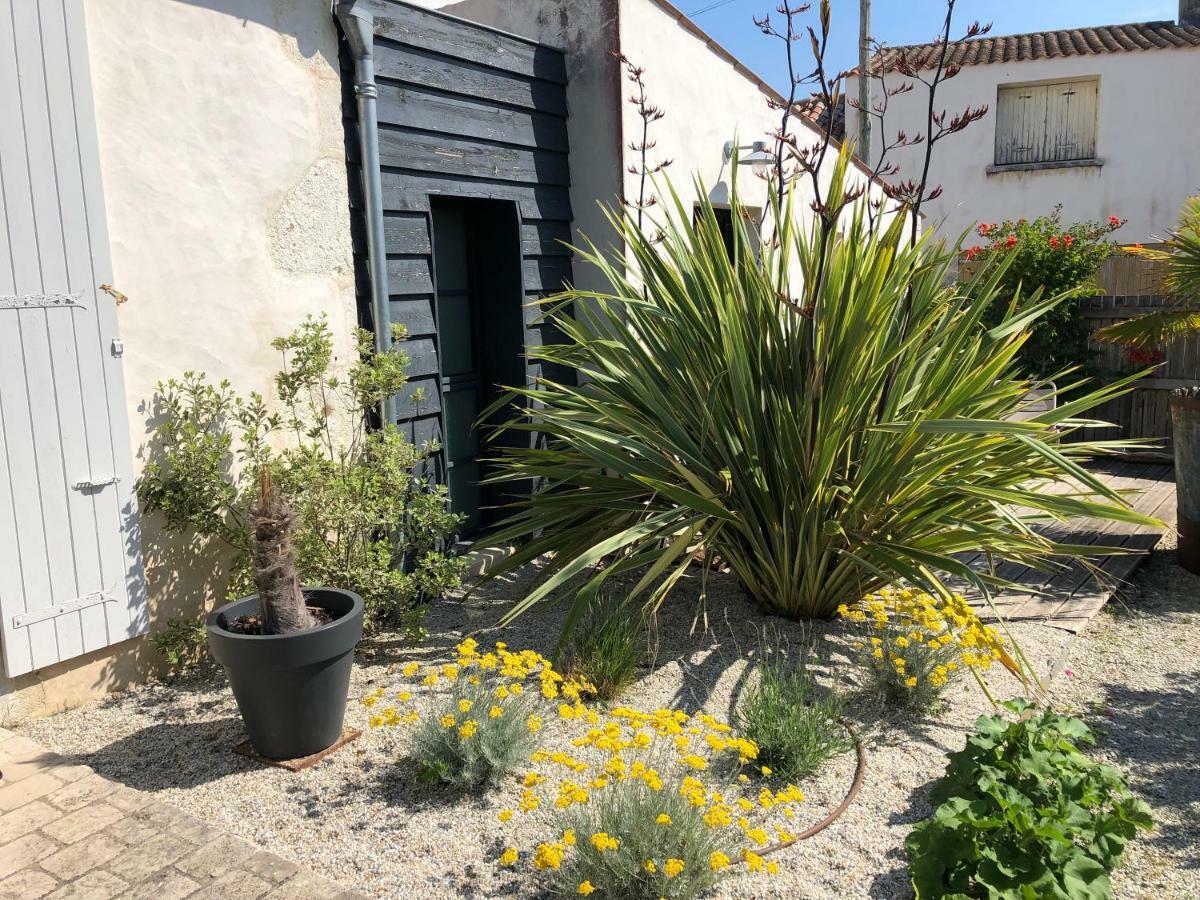 Vents Et Marees Saint-Pierre-d'Oleron Exterior photo